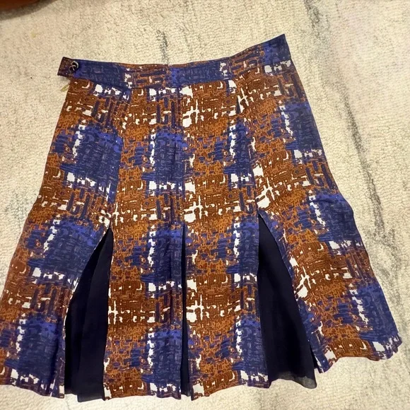 Tory Burch Hull Pleated Skirt, Size 4 - Picture 2 of 4
